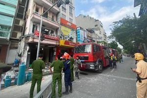 Xác định nguyên nhân vụ nổ khiến 3 người bị thương, nhiều ngôi nhà bị hư hỏng ở Hà Nội